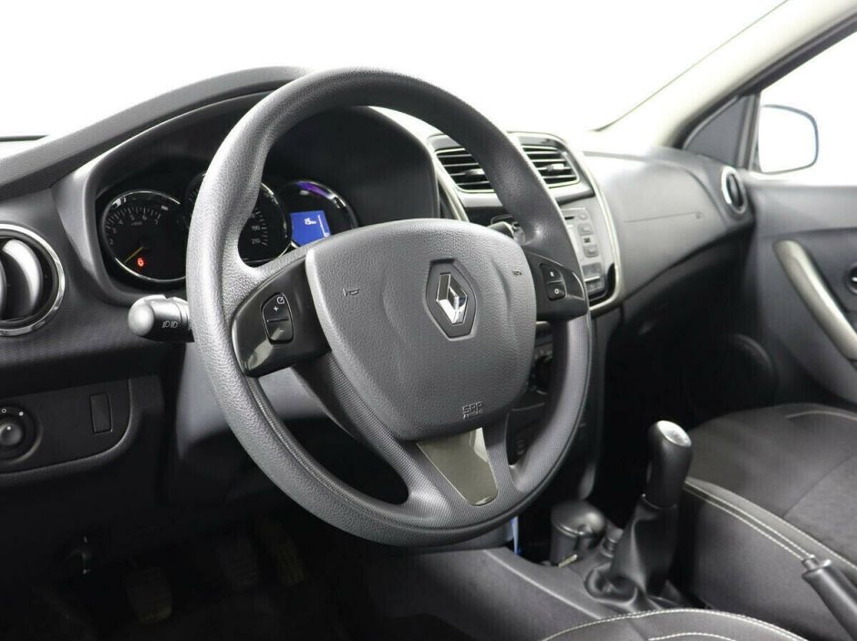 Renault Logan, 1.6 л, МТ, 2014 фото 2