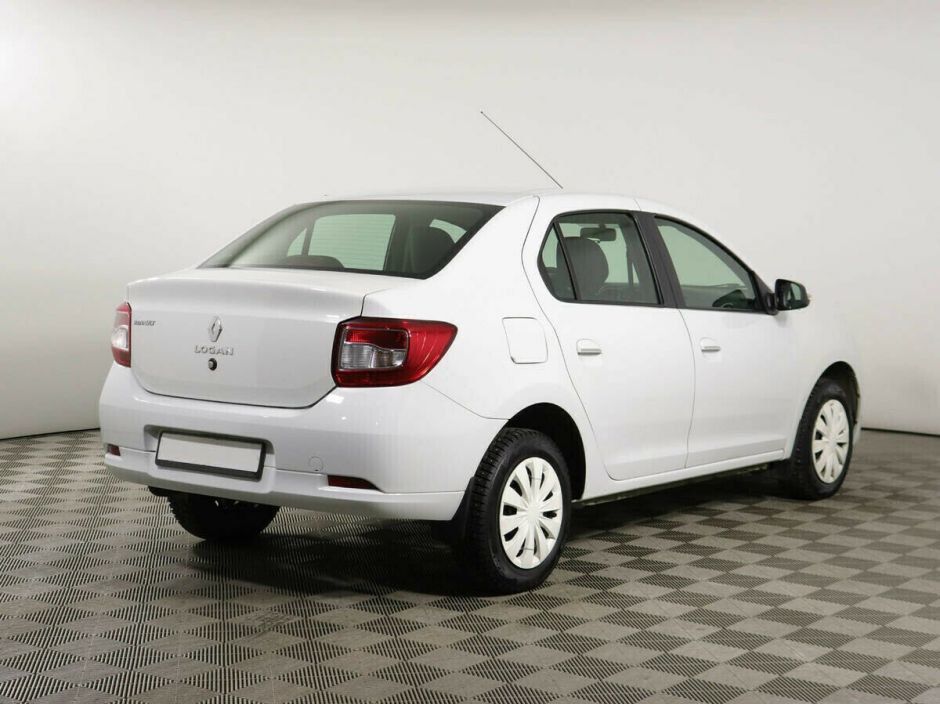 Renault Logan, 1.6 л, АТ, 2016 фото 5