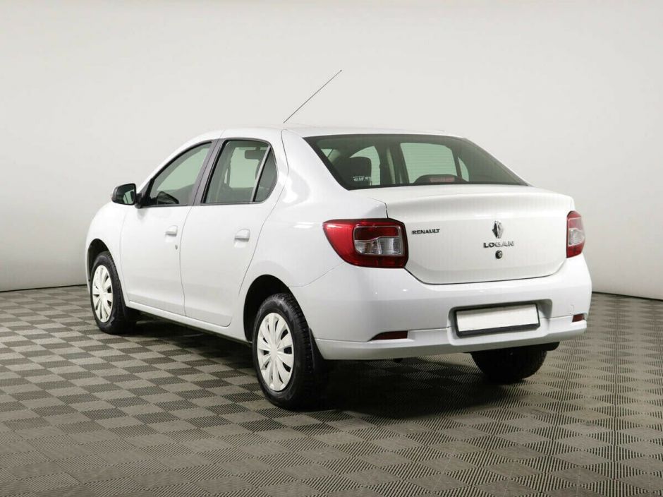 Renault Logan, 1.6 л, АТ, 2016 фото 6