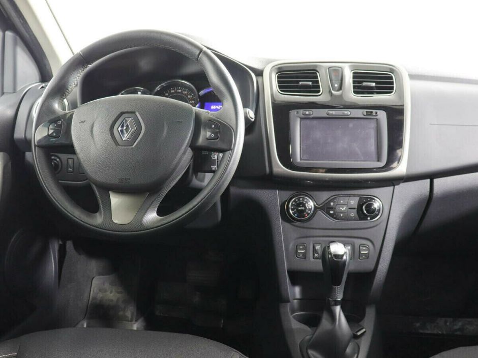 Renault Sandero, 1.6 л, АТ, 2016 фото 9