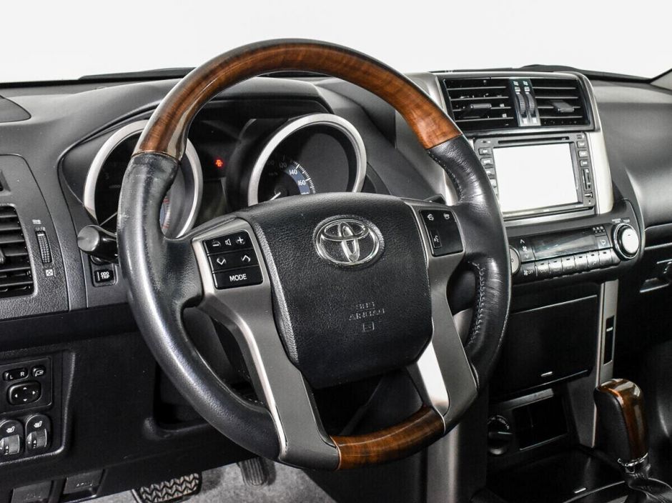 Toyota Land Cruiser Prado, 3.0 л, АТ, 2011 фото 7