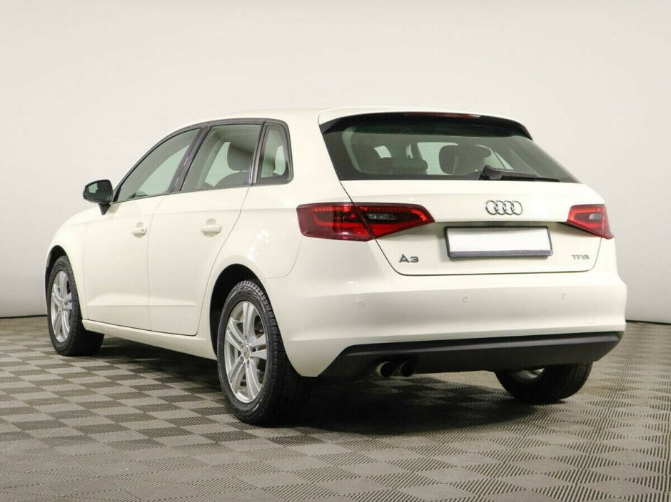 Audi A3, 1.4 л, Робот, 2013 фото 6