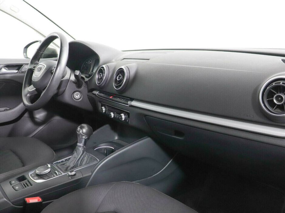Audi A3, 1.4 л, Робот, 2013 фото 2