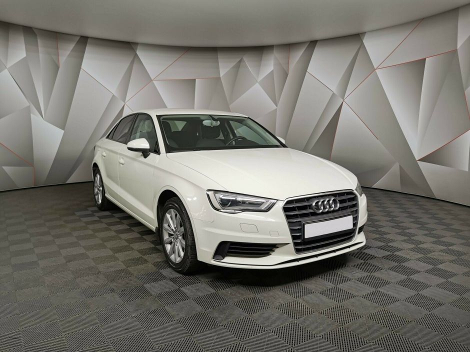 Audi A3, 2.0 л, Робот, 2013 фото 4