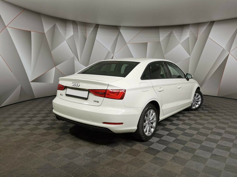 Audi A3, 2.0 л, Робот, 2013 фото 6