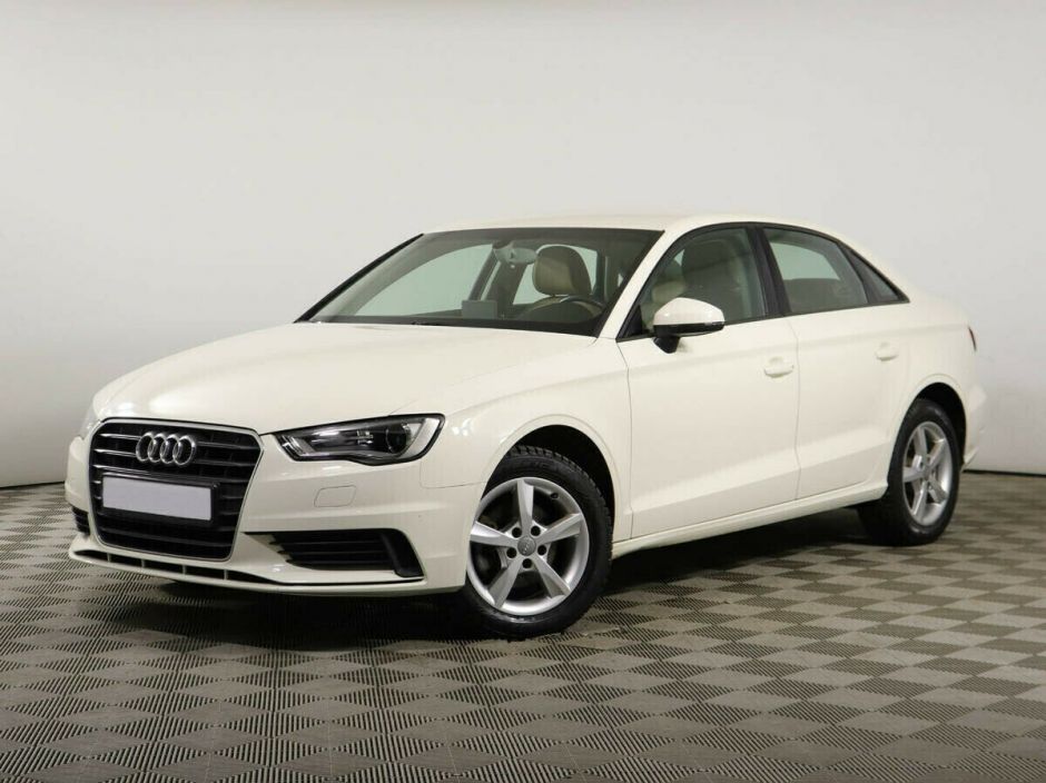 Audi A3, 1.4 л, Робот, 2013 фото 3
