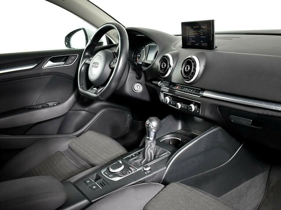 Audi A3, 1.4 л, Робот, 2014 фото 2