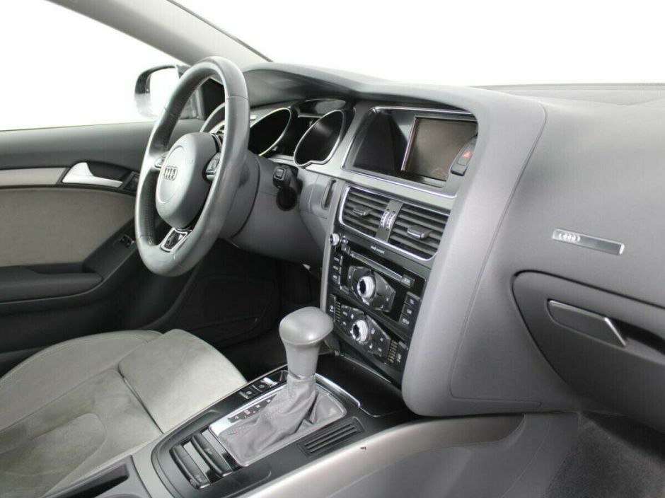 Audi A5, 1.8 л, Вариатор, 2012 фото 2