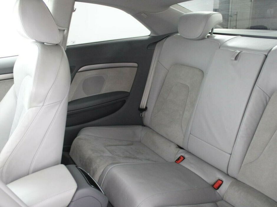 Audi A5, 1.8 л, Вариатор, 2012 фото 1
