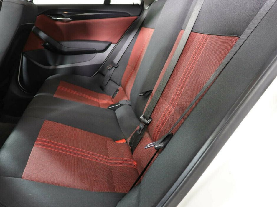 BMW X1, 2.0 л, АТ, 2012 фото 1