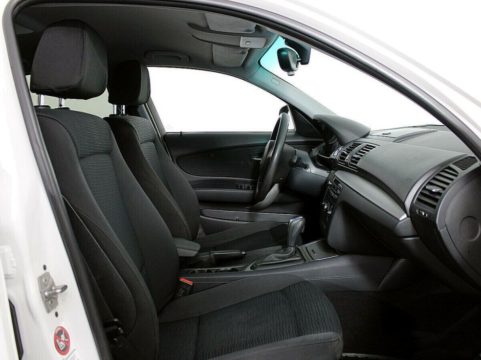 BMW 1 серии, 1.6 л, АТ, 2010 фото 2