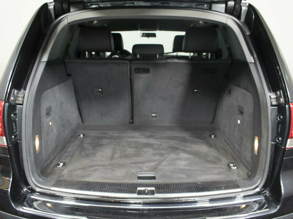 Volkswagen Touareg, 2.5 л, АТ, 2006 фото 1
