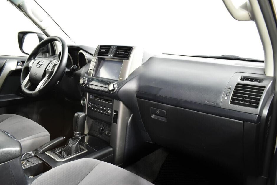 Toyota Land Cruiser Prado, 3.0 л, АТ, 2012 фото 2