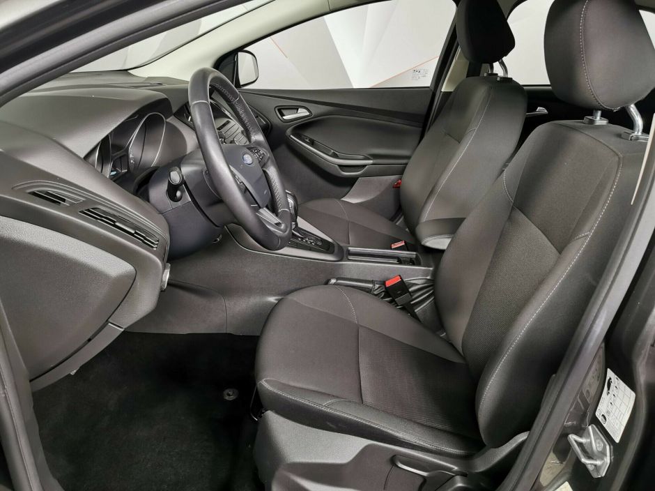 Ford Focus, 1.6 л, Робот, 2016 фото 2