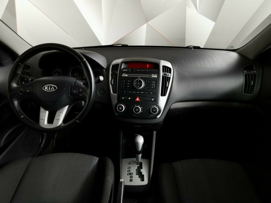 Kia Ceed, 1.6 л, АТ, 2010 фото 7