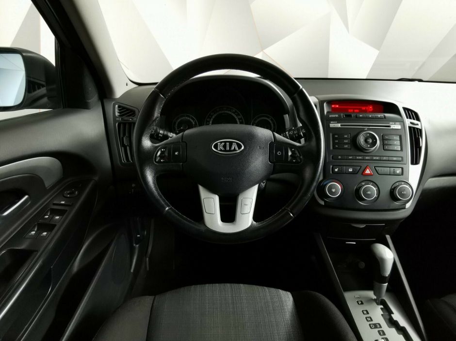 Kia Ceed, 1.6 л, АТ, 2010 фото 8
