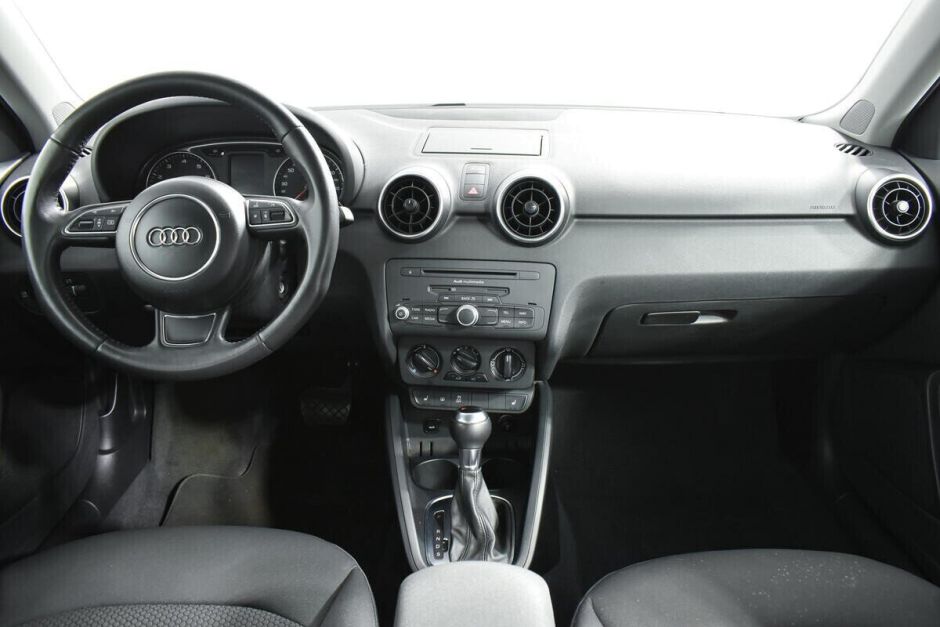Audi A1, 1.4 л, МТ, 2013 фото 8