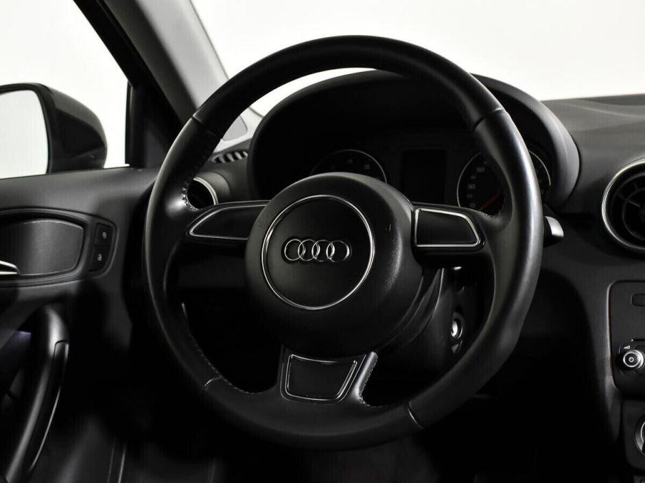 Audi A1, 1.4 л, Робот, 2014 фото 7