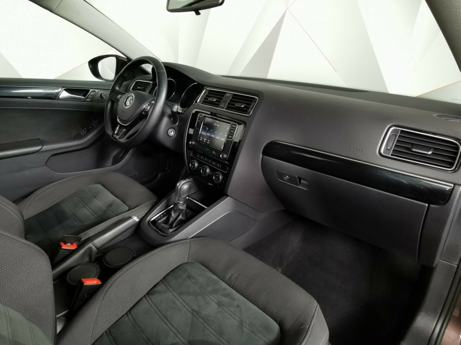 Volkswagen Jetta, 1.4 л, Робот, 2018 фото 8