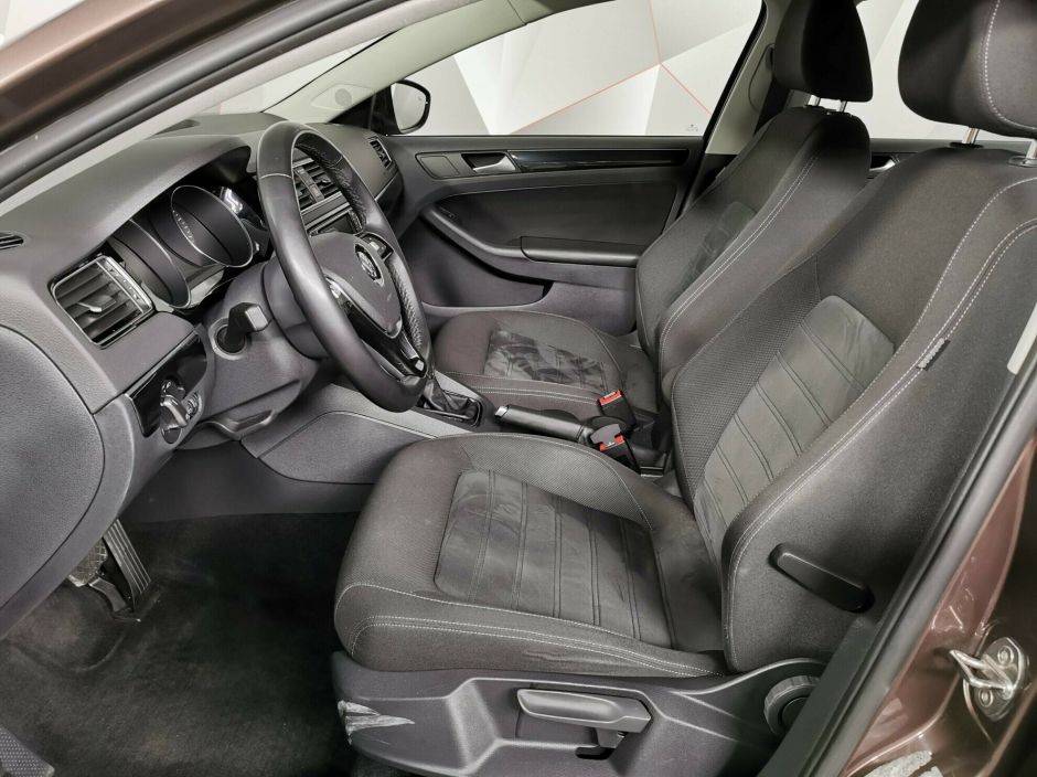 Volkswagen Jetta, 1.4 л, Робот, 2018 фото 9