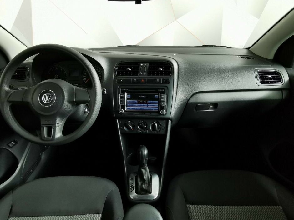 Volkswagen Polo, 1.6 л, АТ, 2014 фото 9