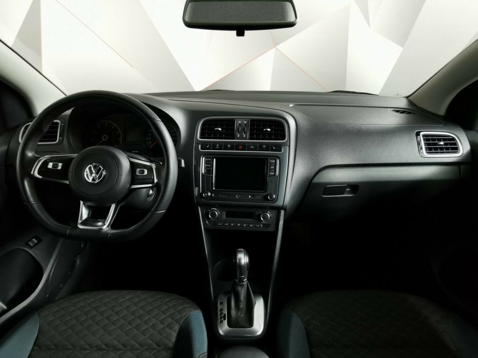Volkswagen Polo, 1.6 л, АТ, 2016 фото 9