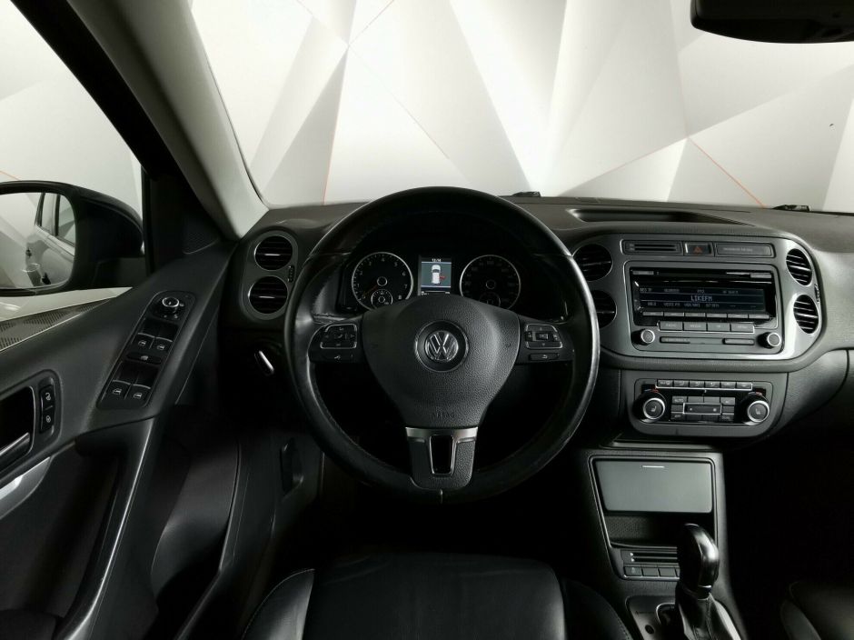 Volkswagen Tiguan, 2.0 л, АТ, 2012 фото 8