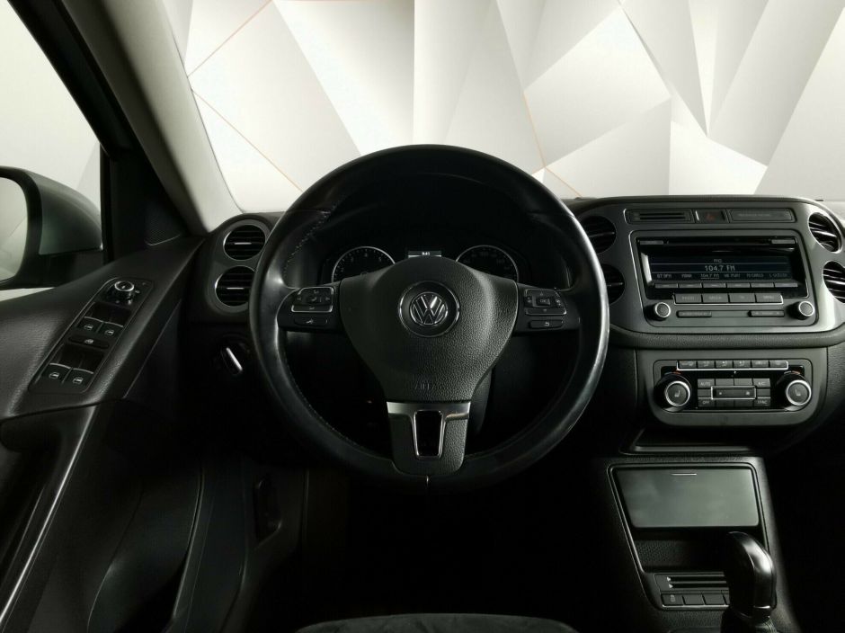 Volkswagen Tiguan, 2.0 л, АТ, 2013 фото 8