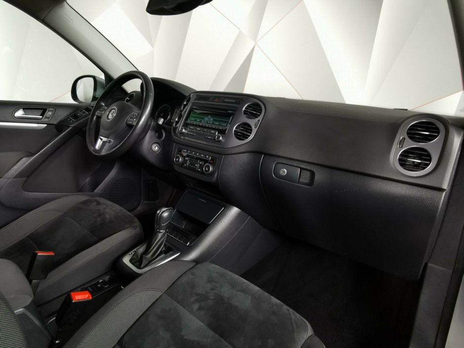 Volkswagen Tiguan, 2.0 л, АТ, 2013 фото 9