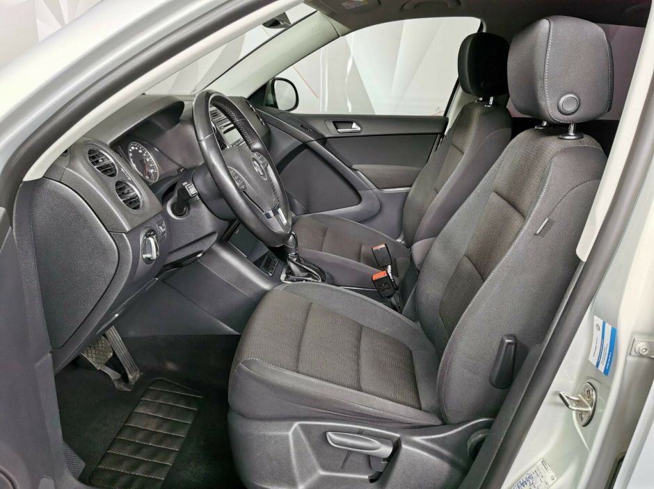 Volkswagen Tiguan, 2.0 л, АТ, 2013 фото 7