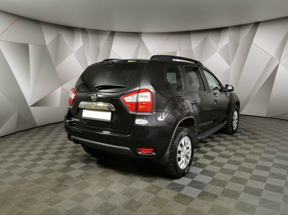 Nissan Terrano, 2.0 л, АТ, 2014 фото 4