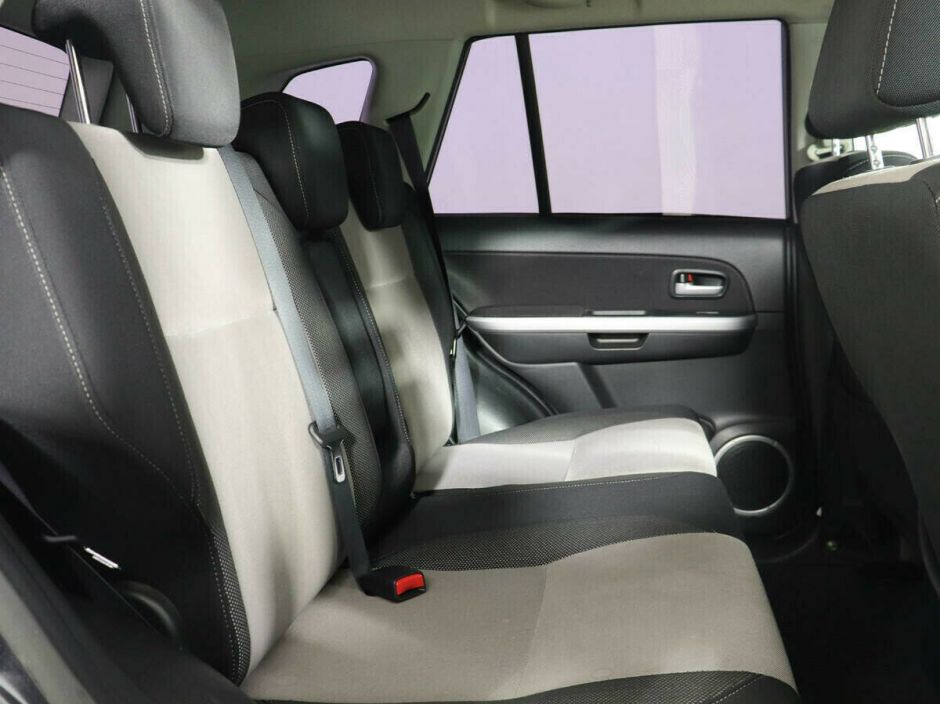 Suzuki Grand Vitara, 2.4 л, АТ, 2011 фото 7