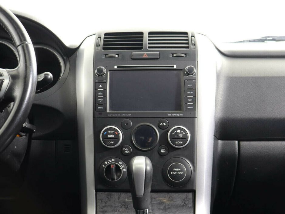 Suzuki Grand Vitara, 2.4 л, АТ, 2011 фото 7