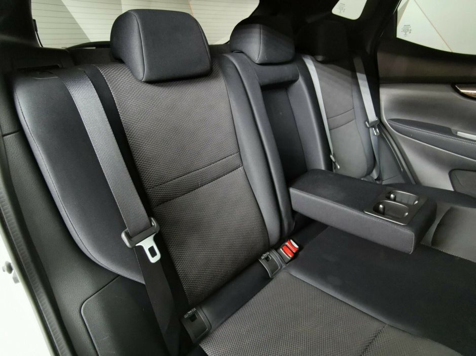 Nissan Qashqai, 2.0 л, Вариатор, 2014 фото 10