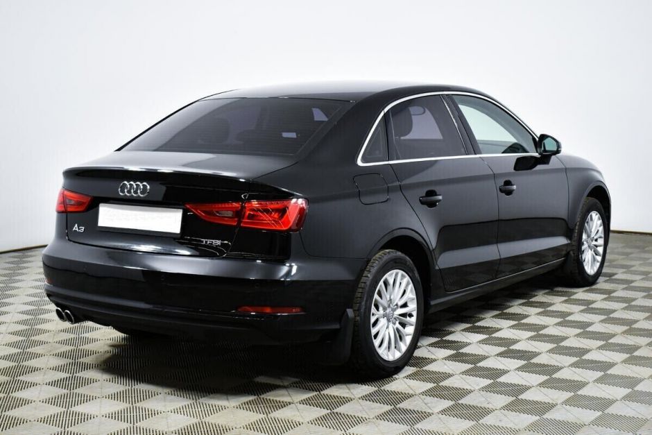 Audi A3, 1.8 л, Робот, 2013 фото 4