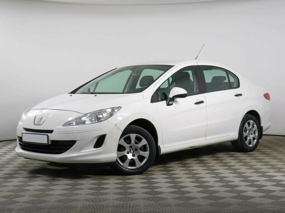 Peugeot 408, 1.6 л, МТ, 2013 фото 3