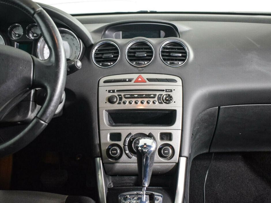 Peugeot 308, 1.6 л, АТ, 2011 фото 7