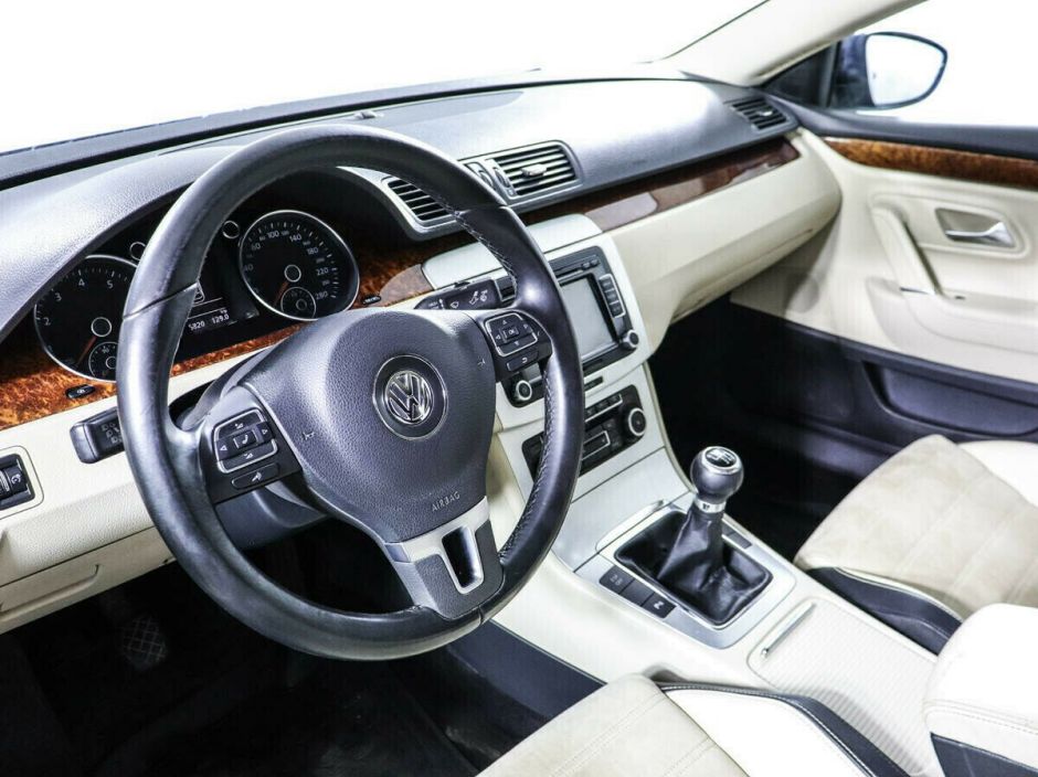 Volkswagen Passat CC, 1.8 л, МТ, 2011 фото 2