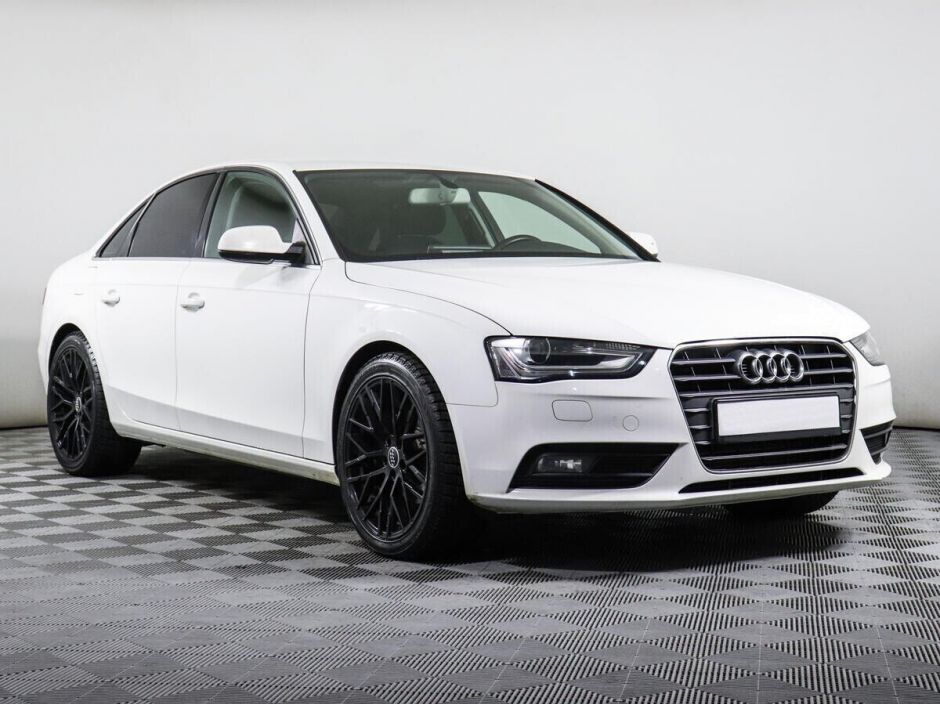 Audi A4, 1.8 л, Вариатор, 2012 фото 5