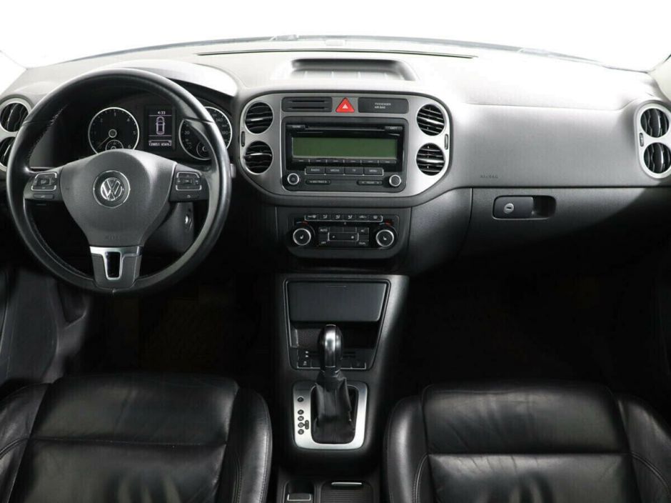 Volkswagen Tiguan, 2.0 л, АТ, 2010 фото 7