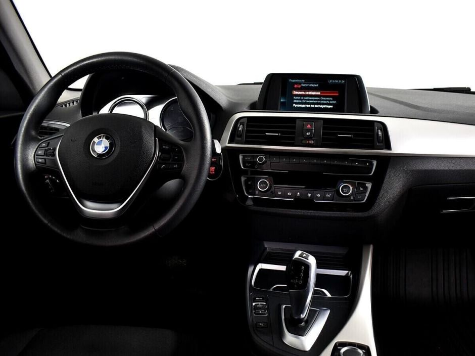 BMW 1 серии, 1.5 л, АТ, 2017 фото 9