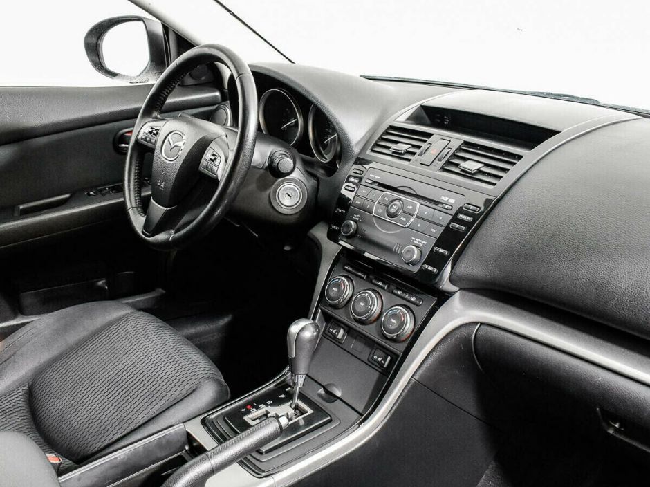 Mazda 6, 2.0 л, АТ, 2010 фото 2