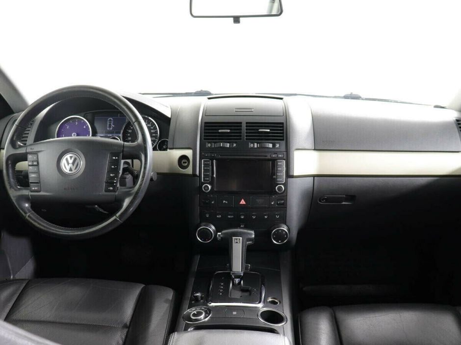 Volkswagen Touareg, 3.0 л, АТ, 2007 фото 9