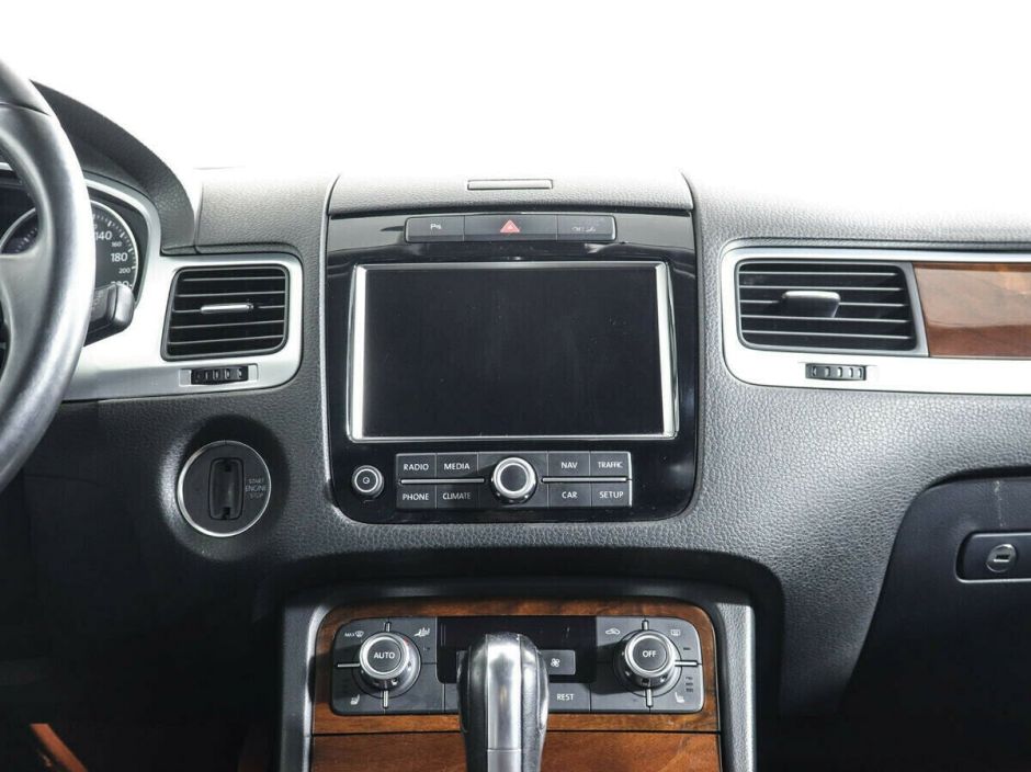 Volkswagen Touareg, 3.6 л, АТ, 2010 фото 8