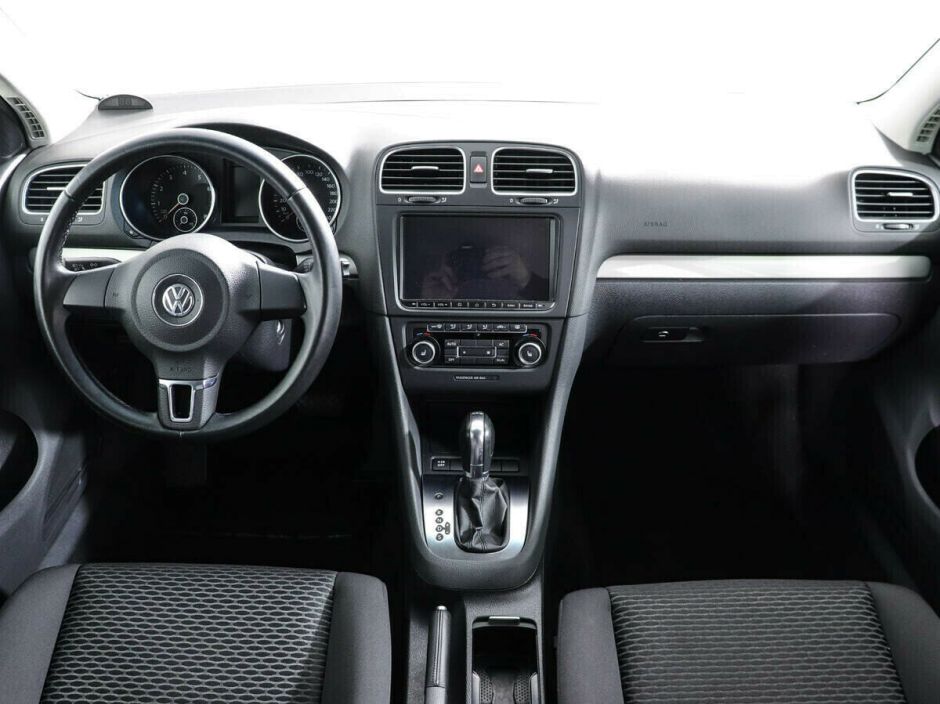 Volkswagen Golf, 1.2 л, Робот, 2011 фото 8