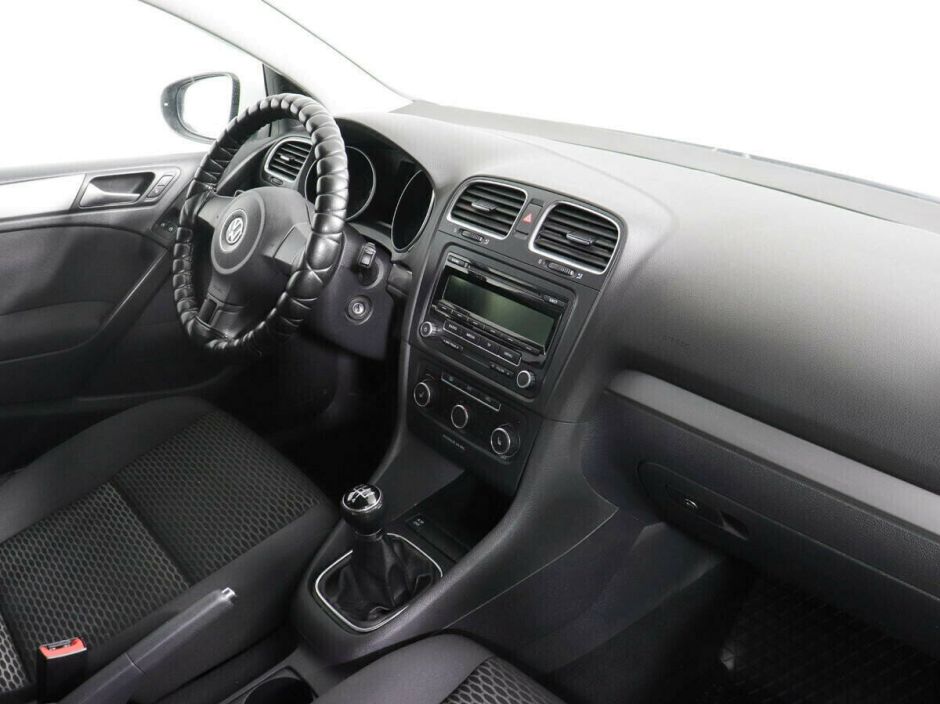 Volkswagen Golf, 1.6 л, МТ, 2011 фото 8