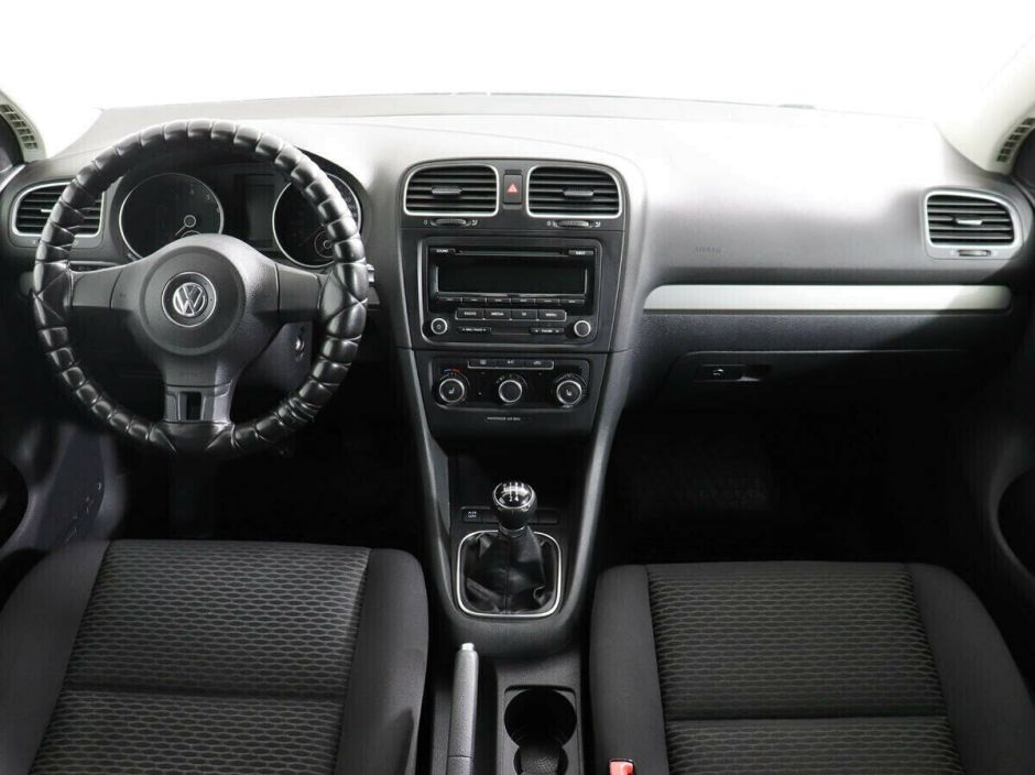Volkswagen Golf, 1.6 л, МТ, 2011 фото 2