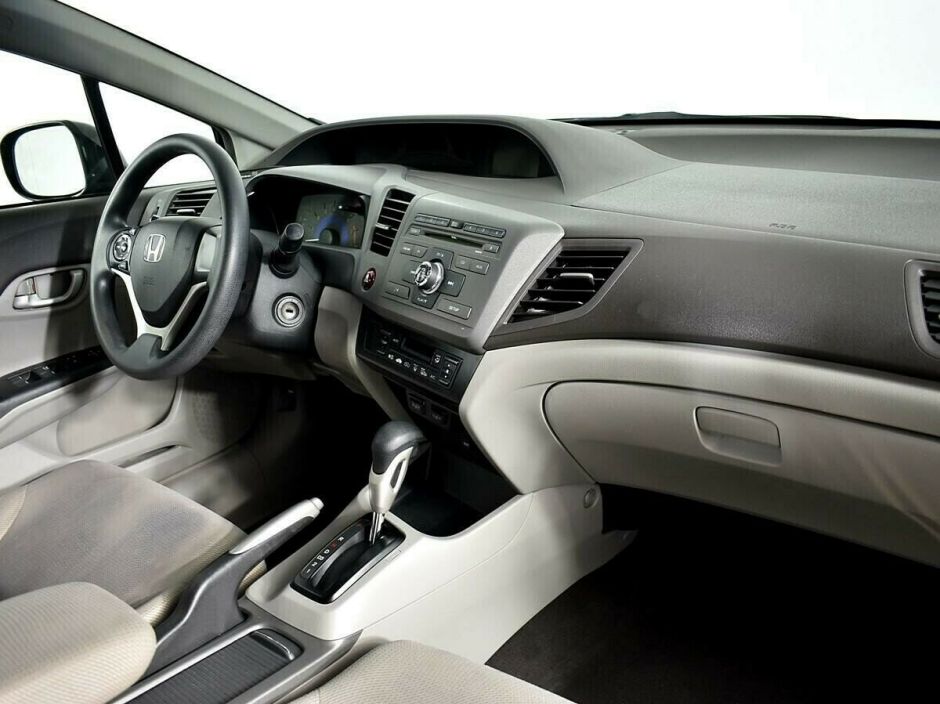 Honda Civic, 1.8 л, АТ, 2012 фото 2