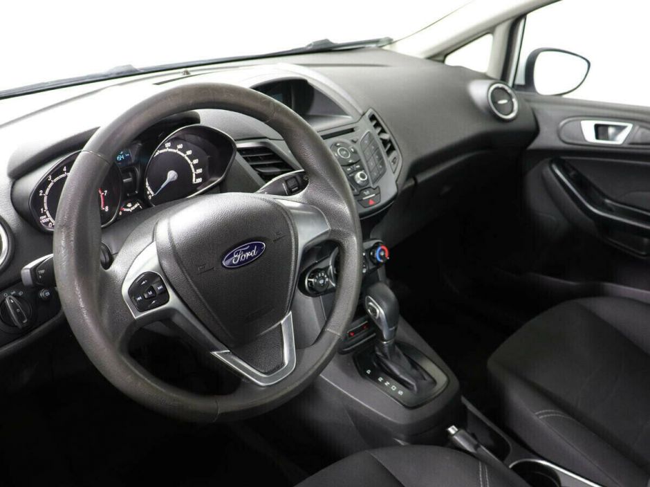 Ford Fiesta, 1.6 л, Робот, 2016 фото 7