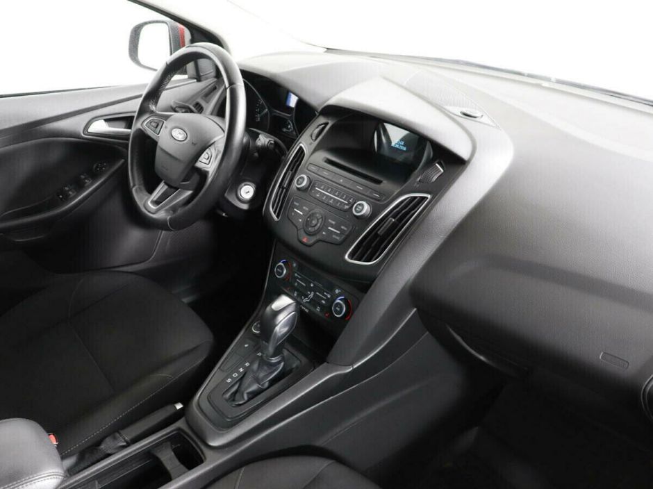 Ford Focus, 1.6 л, Робот, 2018 фото 9